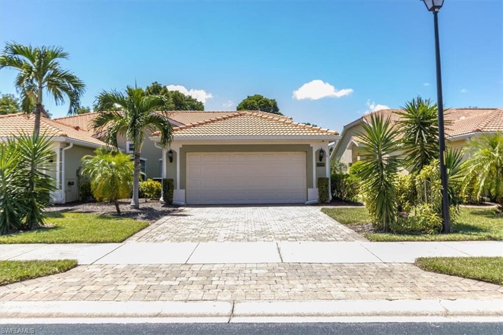 15193 Cortona WAY NAPLES, FL 34120