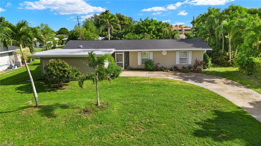 1509 Shelby PKWY CAPE CORAL, FL 33904