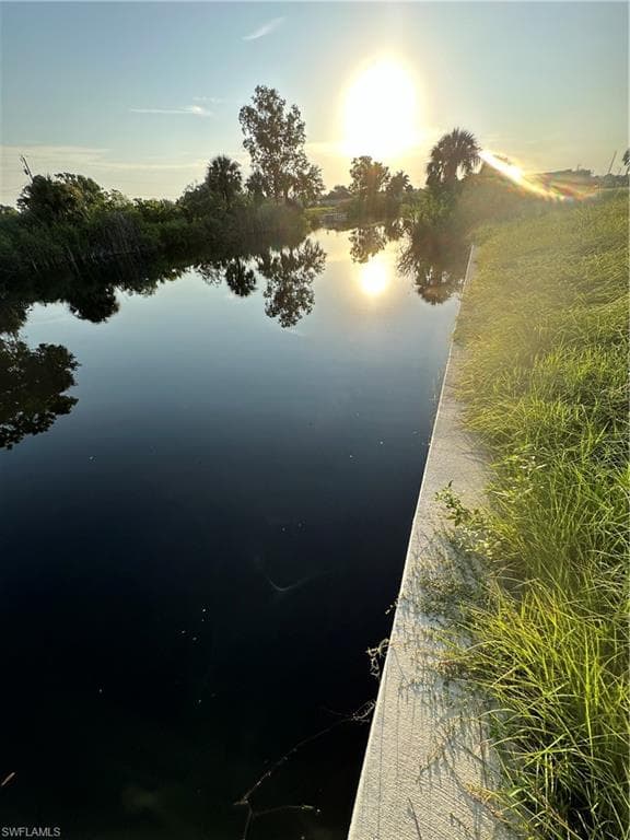 2043 NE 27th ST CAPE CORAL, FL 33909
