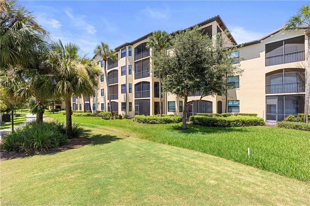 17921 Bonita National BLVD 213 BONITA SPRINGS, FL 34135