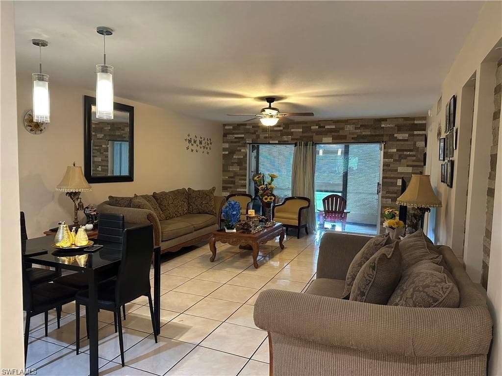 5697 Rattlesnake Hamm RD C-105 NAPLES, FL 34113