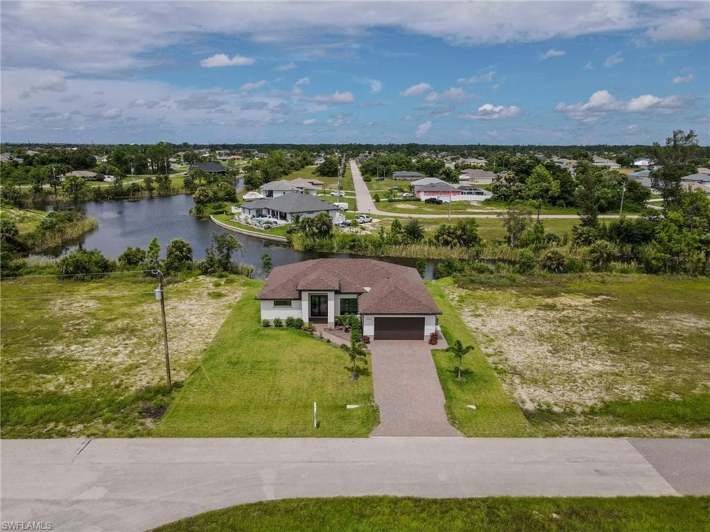 3300 NE 16th AVE CAPE CORAL, FL 33909