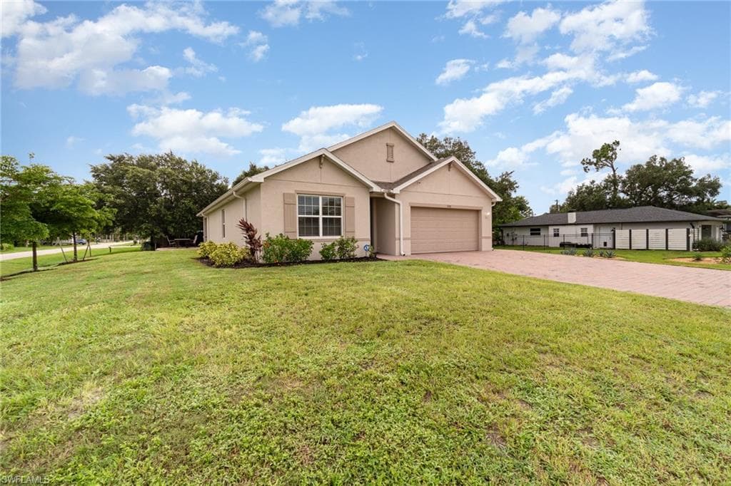 2261 Webster RD ALVA, FL 33920