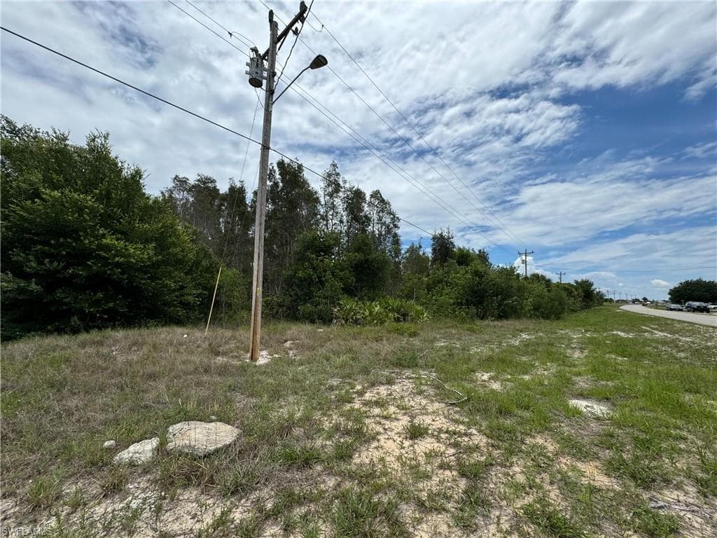 85 Milwaukee BLVD LEHIGH ACRES, FL 33974