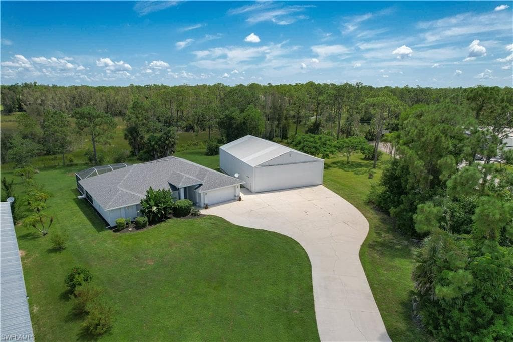 18584 Baseleg AVE NORTH FORT MYERS, FL 33917