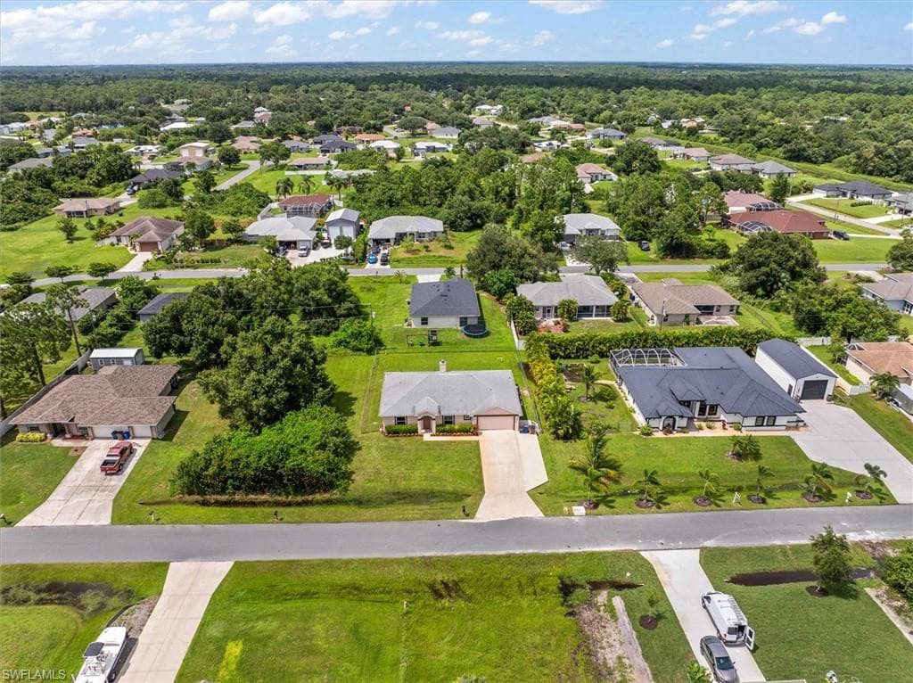 6531 Maytree CIR FORT MYERS, FL 33905