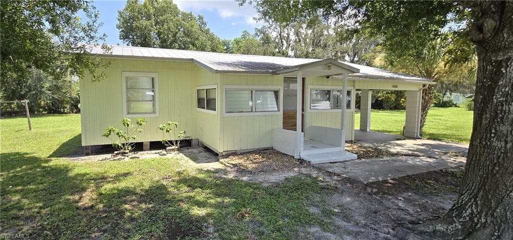 3010 Beatrice PL PUNTA GORDA, FL 33982