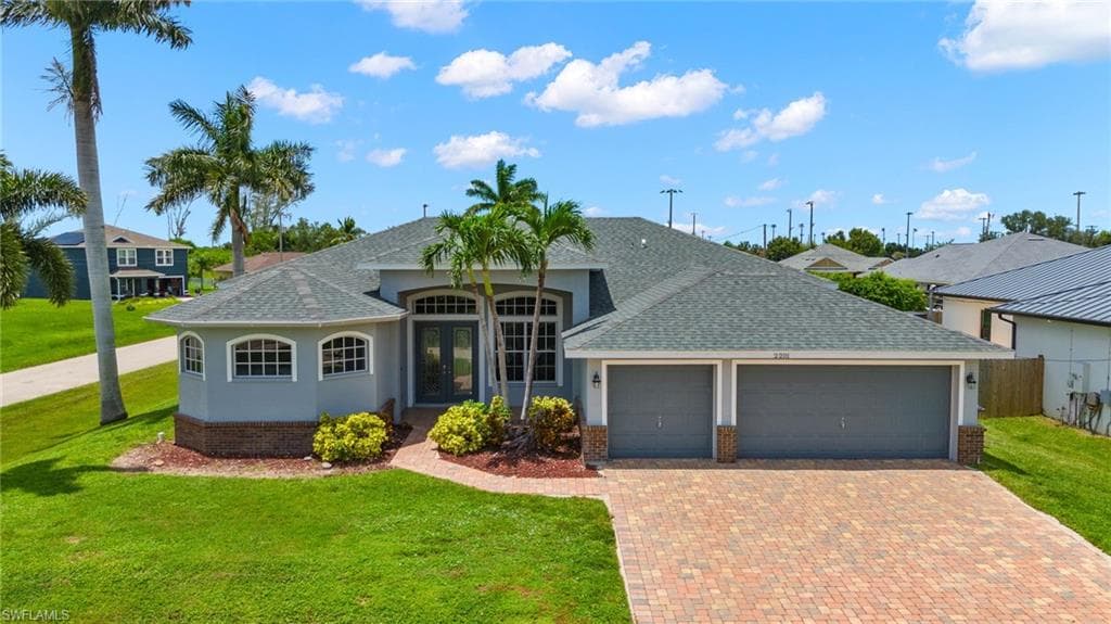 2201 SW 14th TER CAPE CORAL, FL 33991