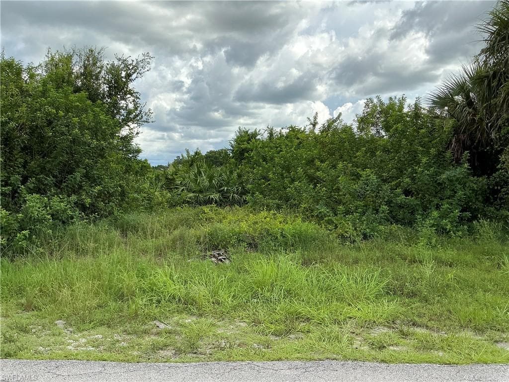 3013 2nd ST SW LEHIGH ACRES, FL 33976