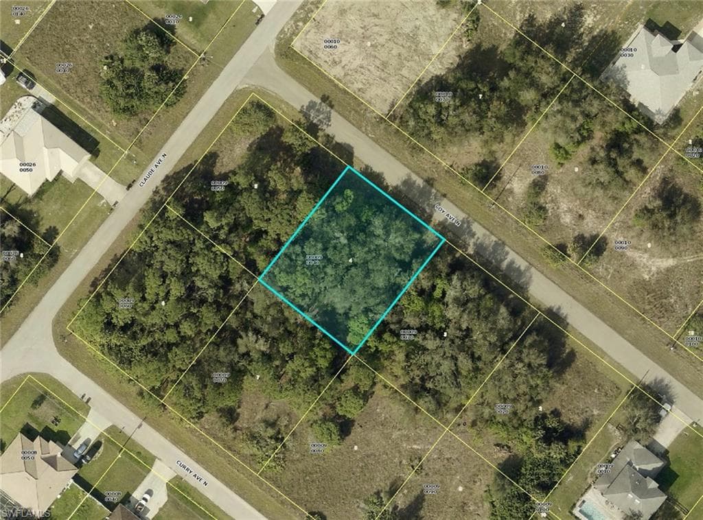 2007 Coy AVE N LEHIGH ACRES, FL 33971