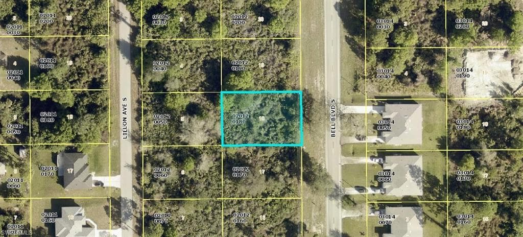 320 Bell BLVD S LEHIGH ACRES, FL 33974