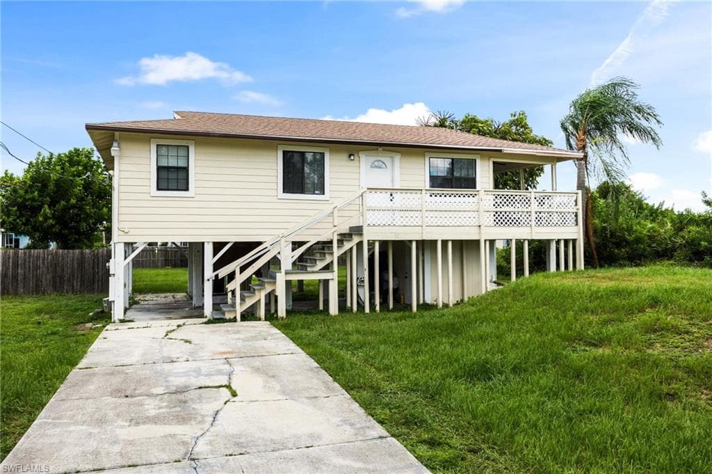 2904 18th ST SW LEHIGH ACRES, FL 33976