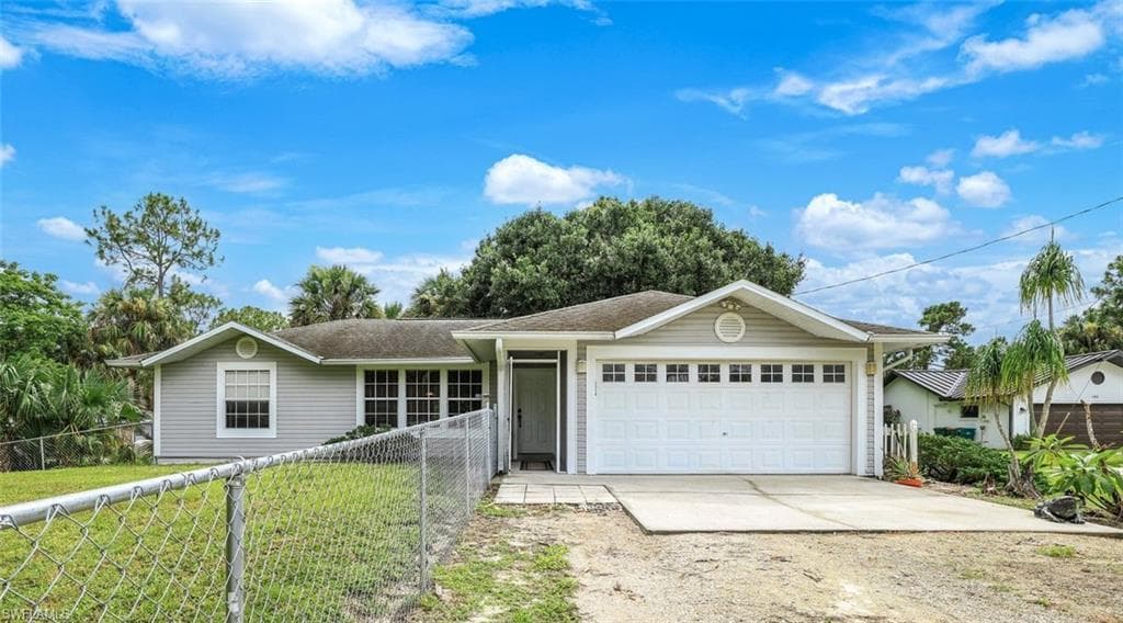 210 14th ST NE NAPLES, FL 34120