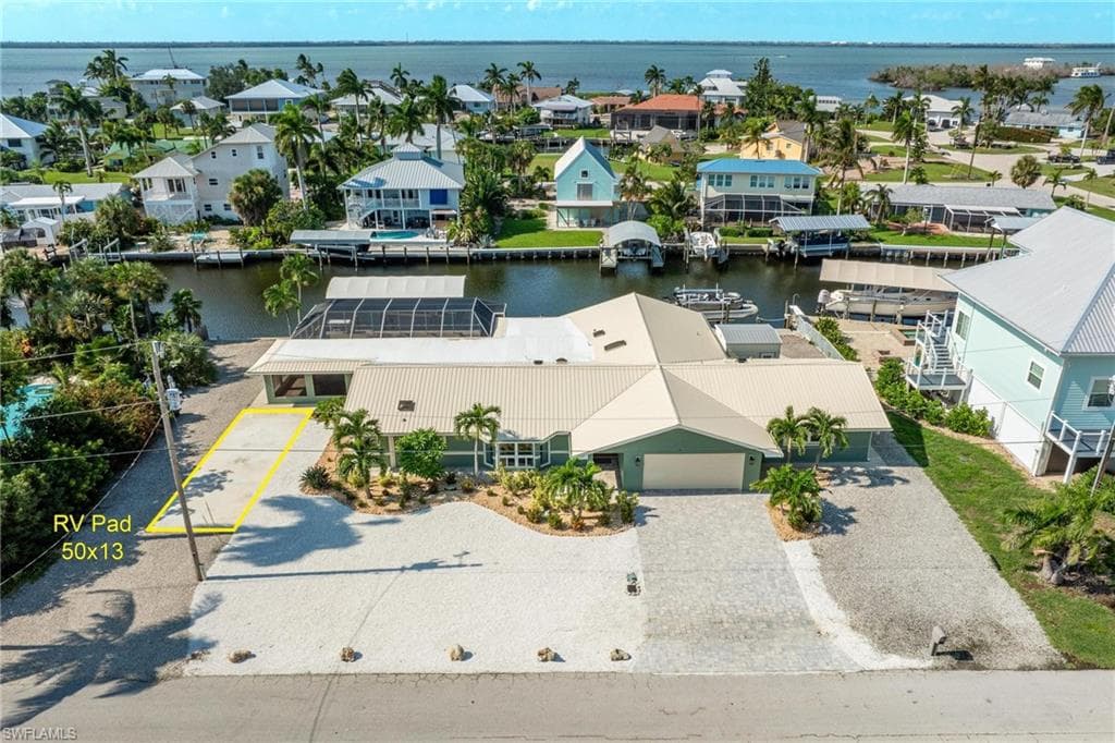 3631 Emerald AVE ST. JAMES CITY, FL 33956