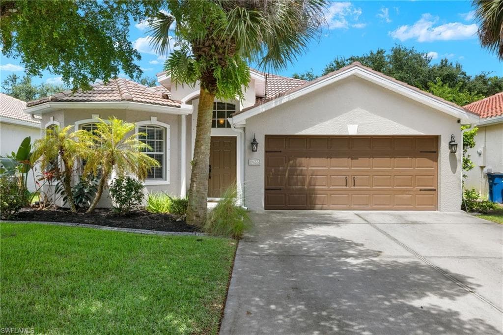 12865 Ivory Stone LOOP FORT MYERS, FL 33913
