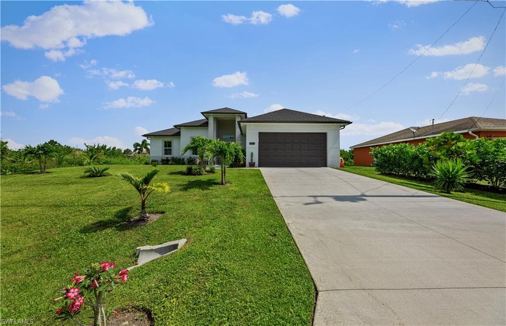 3002 42nd ST SW LEHIGH ACRES, FL 33976