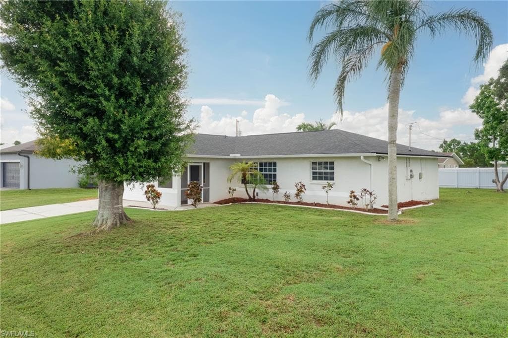 312 SE 25th TER CAPE CORAL, FL 33904