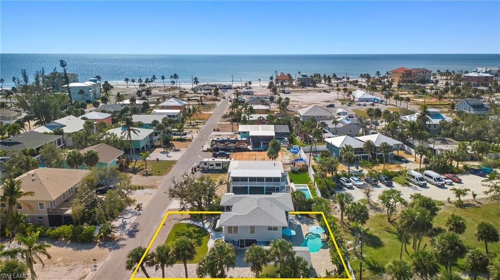 121 Andre Mar DR FORT MYERS BEACH, FL 33931