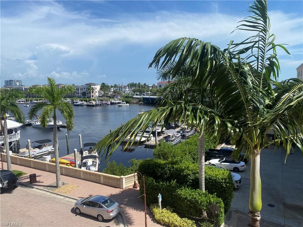 450 Bayfront PL 4402 NAPLES, FL 34102