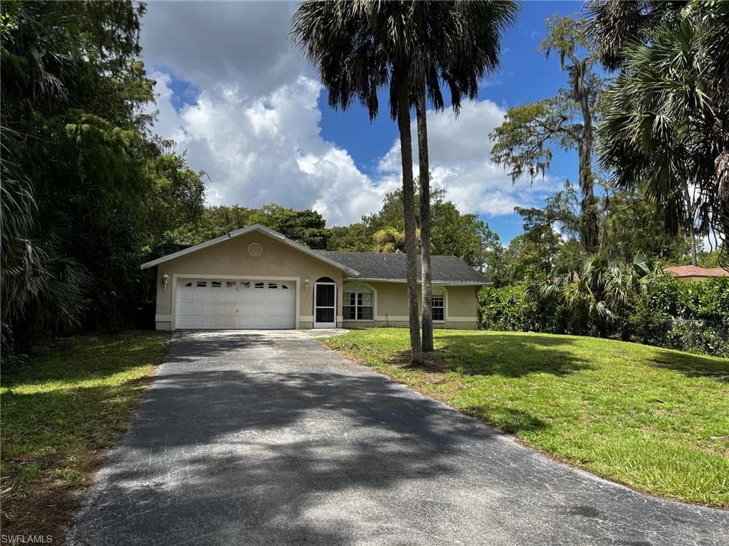 241 8th ST SE NAPLES, FL 34117