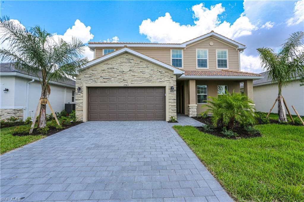 2561 Kona WAY NAPLES, FL 34120