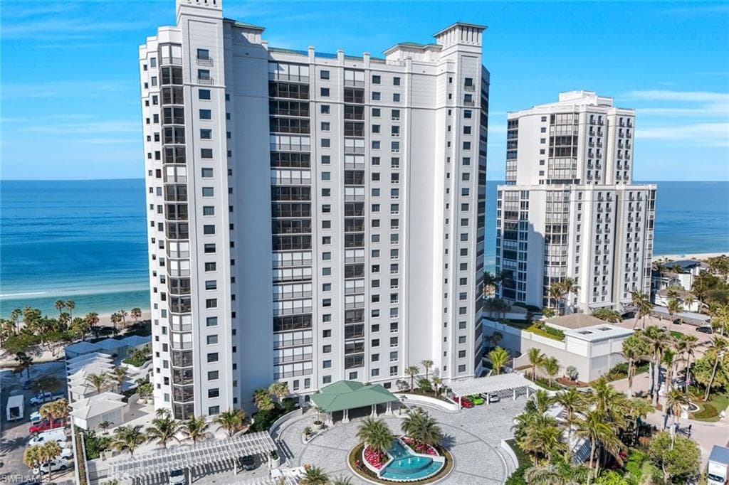 8473 Bay Colony DR 1904 NAPLES, FL 34108