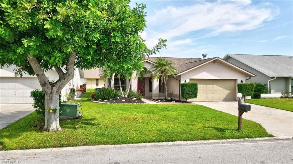 13185 Brookshire Lake BLVD FORT MYERS, FL 33966