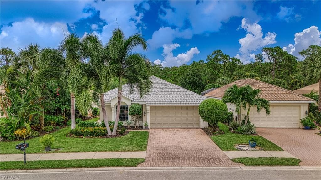 9962 Horse Creek RD FORT MYERS, FL 33913