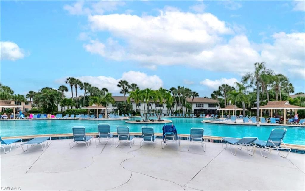 4040 Ice Castle WAY 3 NAPLES, FL 34112