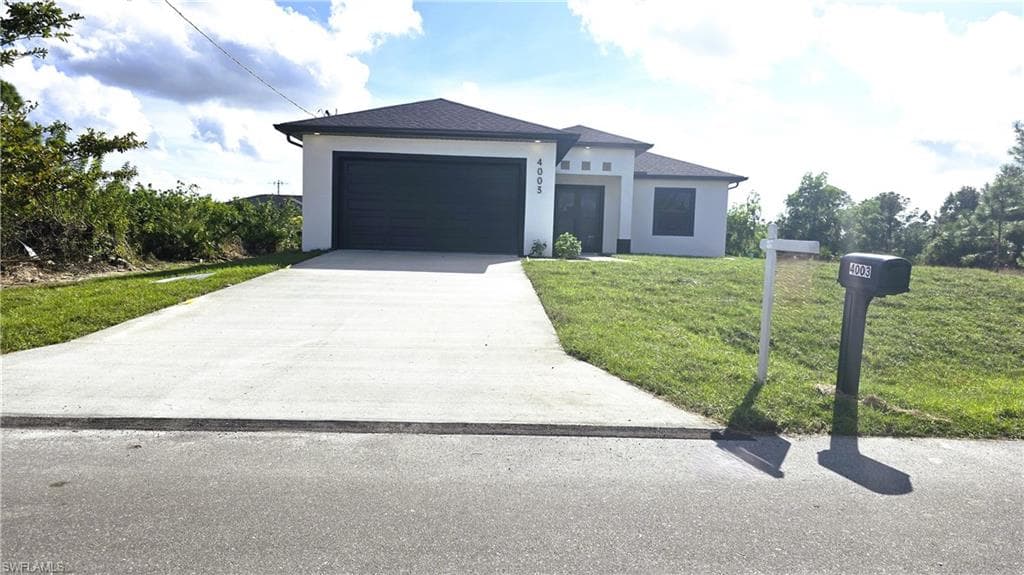 4003 6th ST SW LEHIGH ACRES, FL 33976