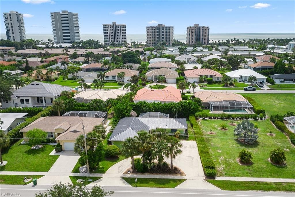 140 Landmark ST MARCO ISLAND, FL 34145