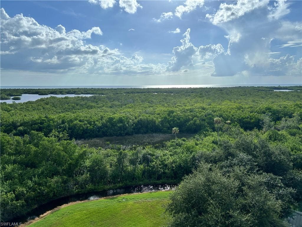 1001 Arbor Lake DR 607 NAPLES, FL 34110