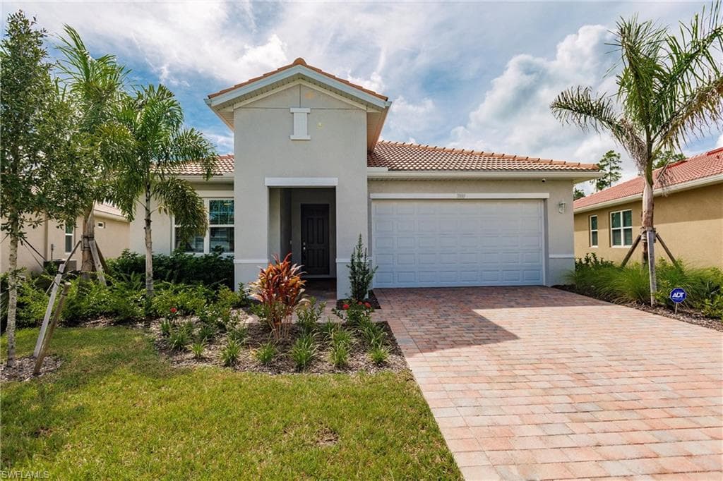3800 Crosswater DR NORTH FORT MYERS, FL 33917