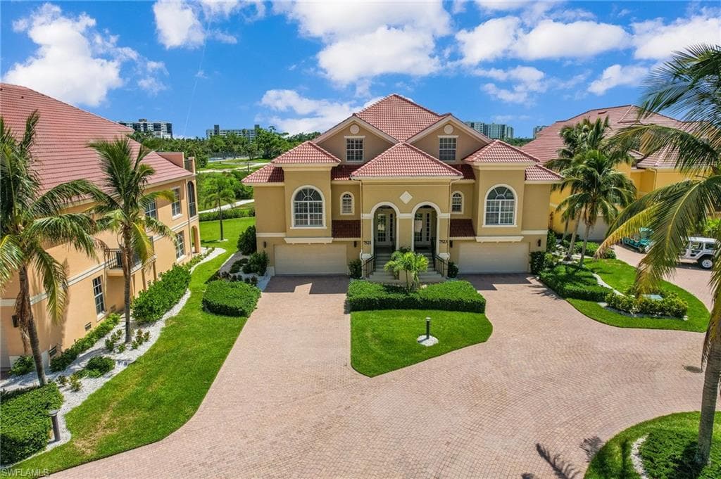 7521 Lake Valencia CT 3A FORT MYERS BEACH, FL 33931