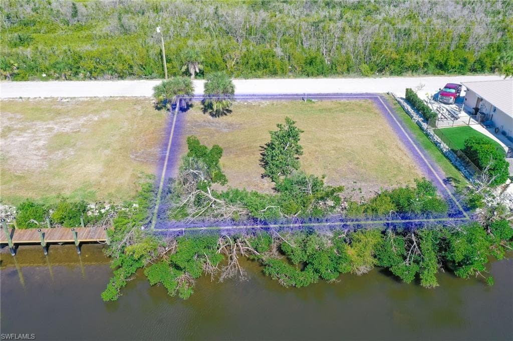2823 CUSSELL DR ST. JAMES CITY, FL 33956