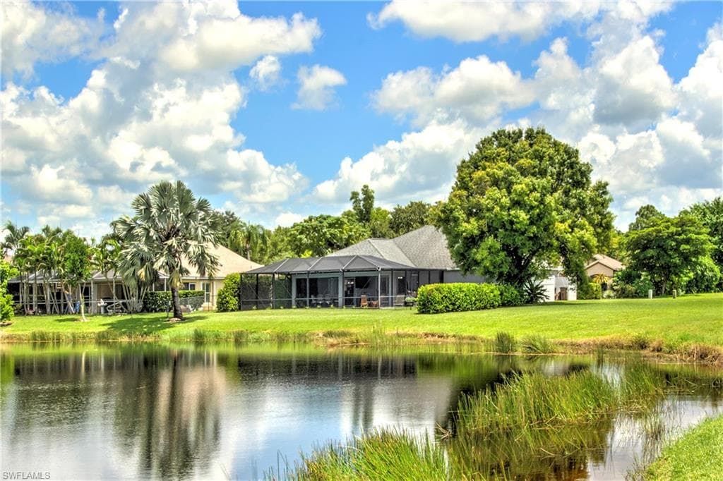 4745 Varsity CIR LEHIGH ACRES, FL 33971