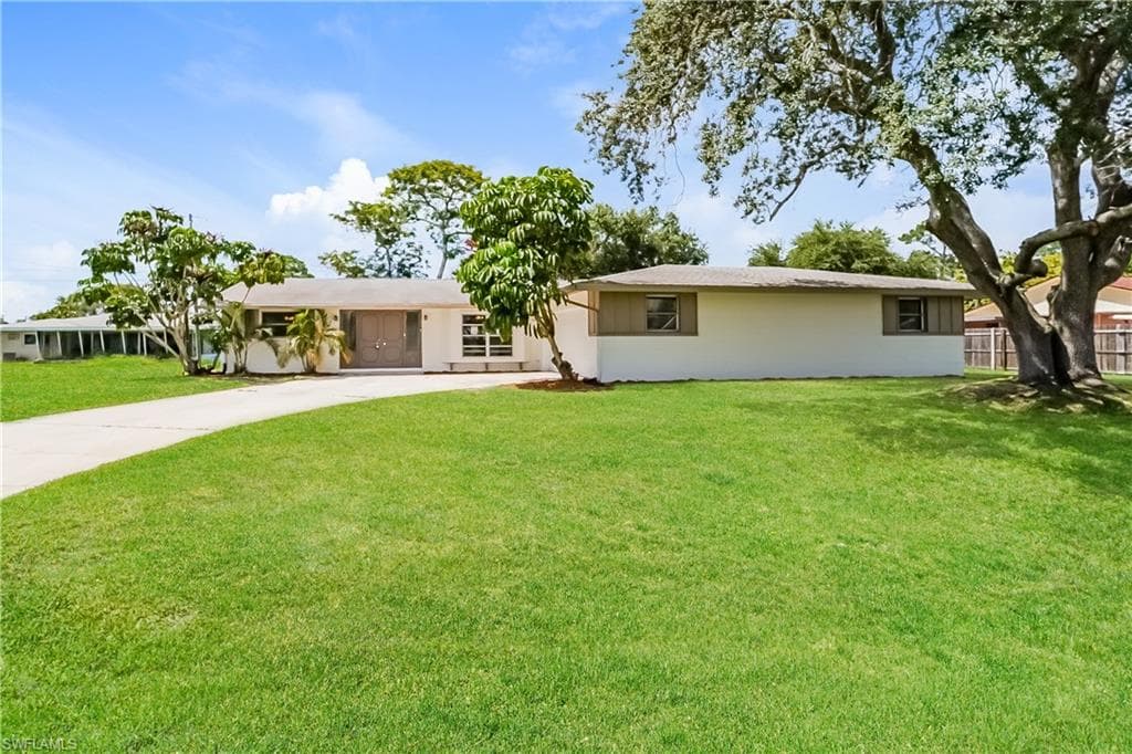 1490 S Venice BLVD VENICE, FL 34293