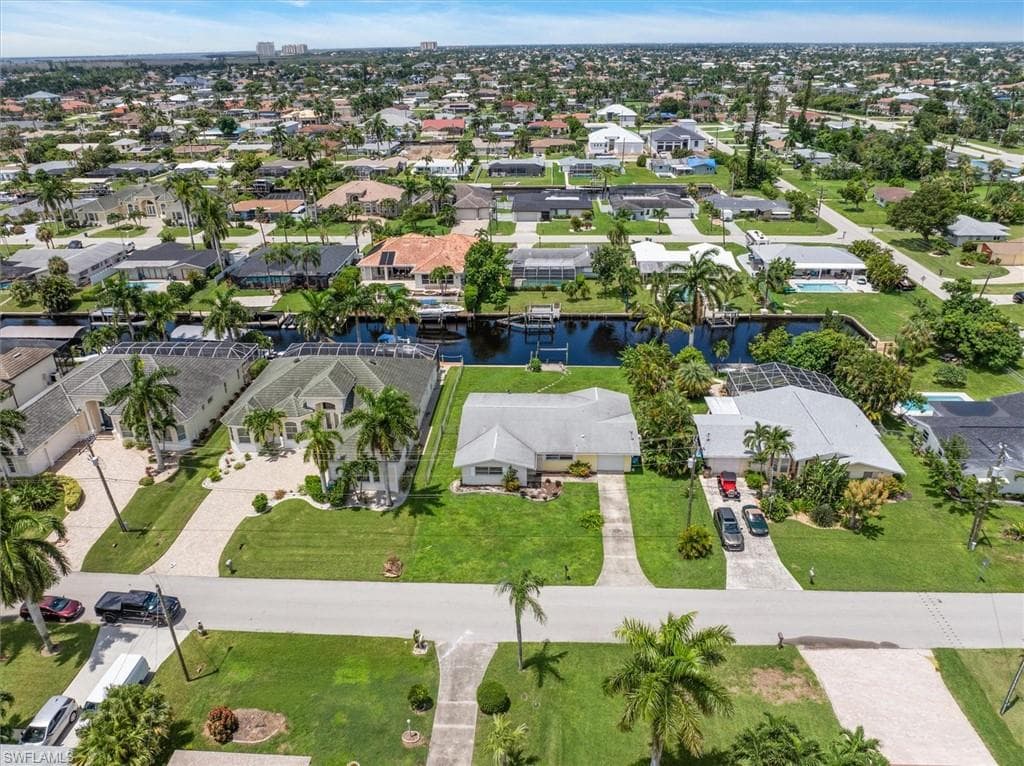 5320 Coral AVE CAPE CORAL, FL 33904