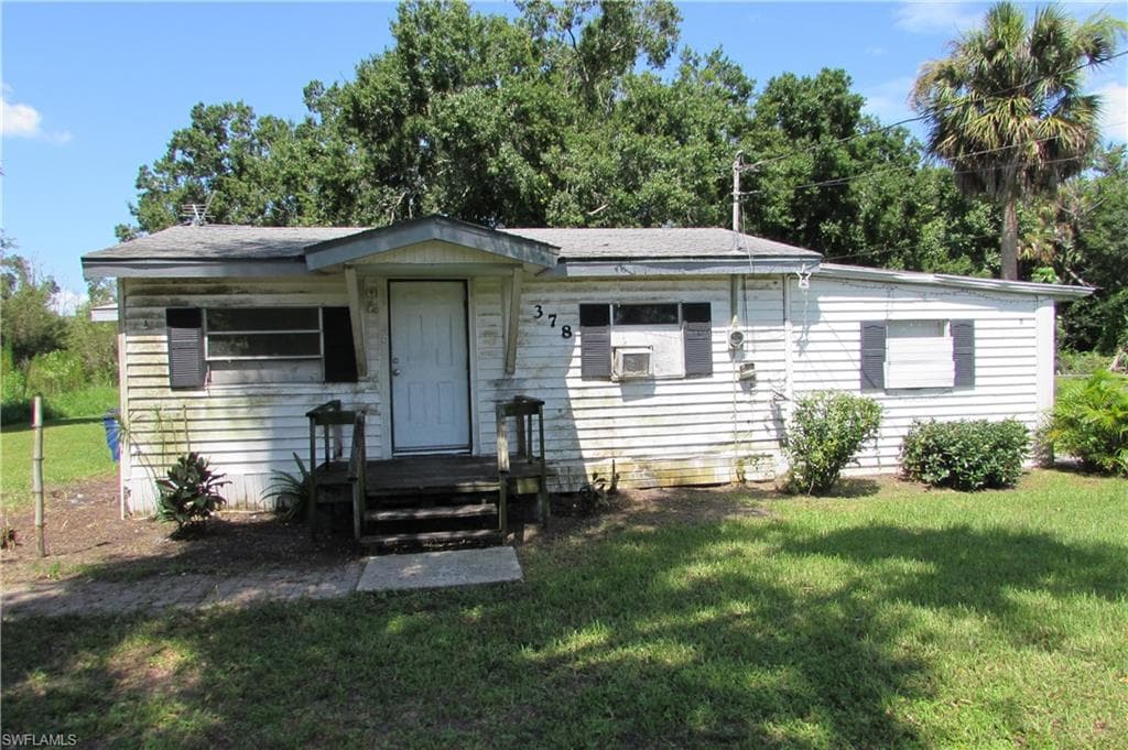 378 Oasis Park RD FORT MYERS, FL 33905