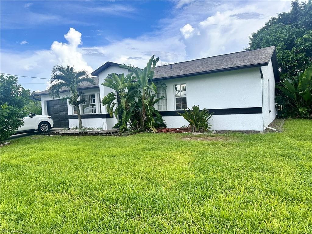 3307 23rd ST SW LEHIGH ACRES, FL 33976