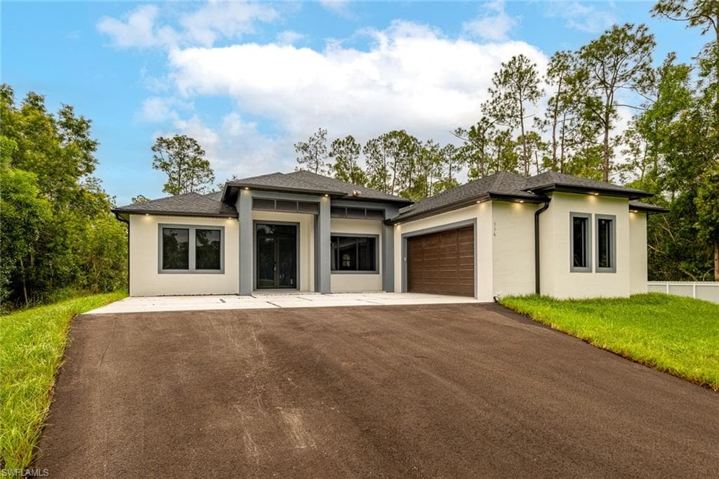 116 Everglades BLVD S NAPLES, FL 34117
