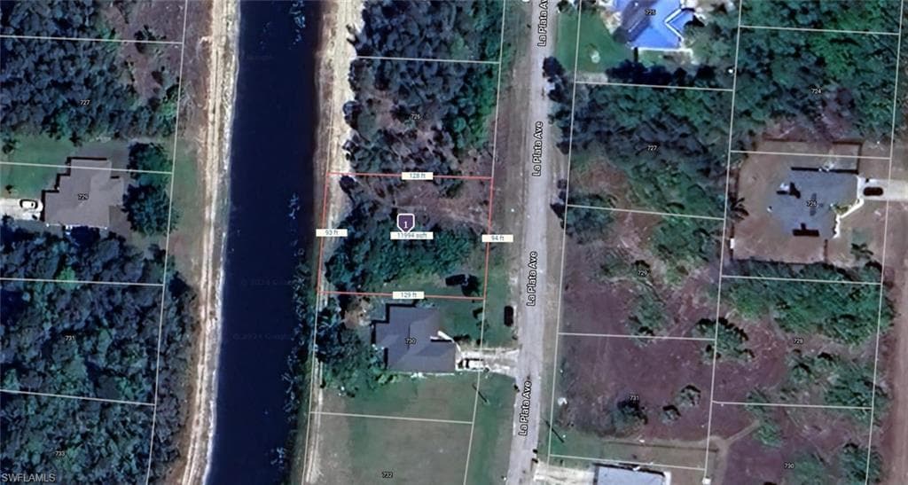 728 La Plata AVE LEHIGH ACRES, FL 33974