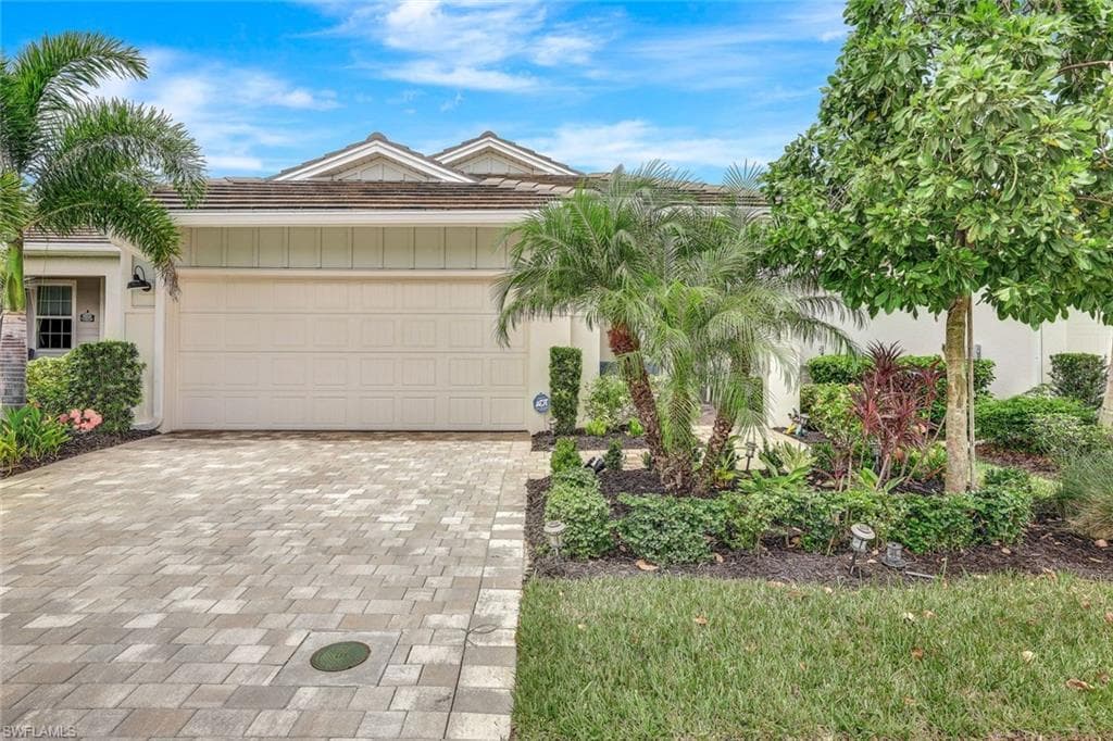 28390 Captiva Shell LOOP BONITA SPRINGS, FL 34135