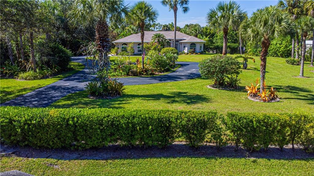 1740 10th AVE NE NAPLES, FL 34120