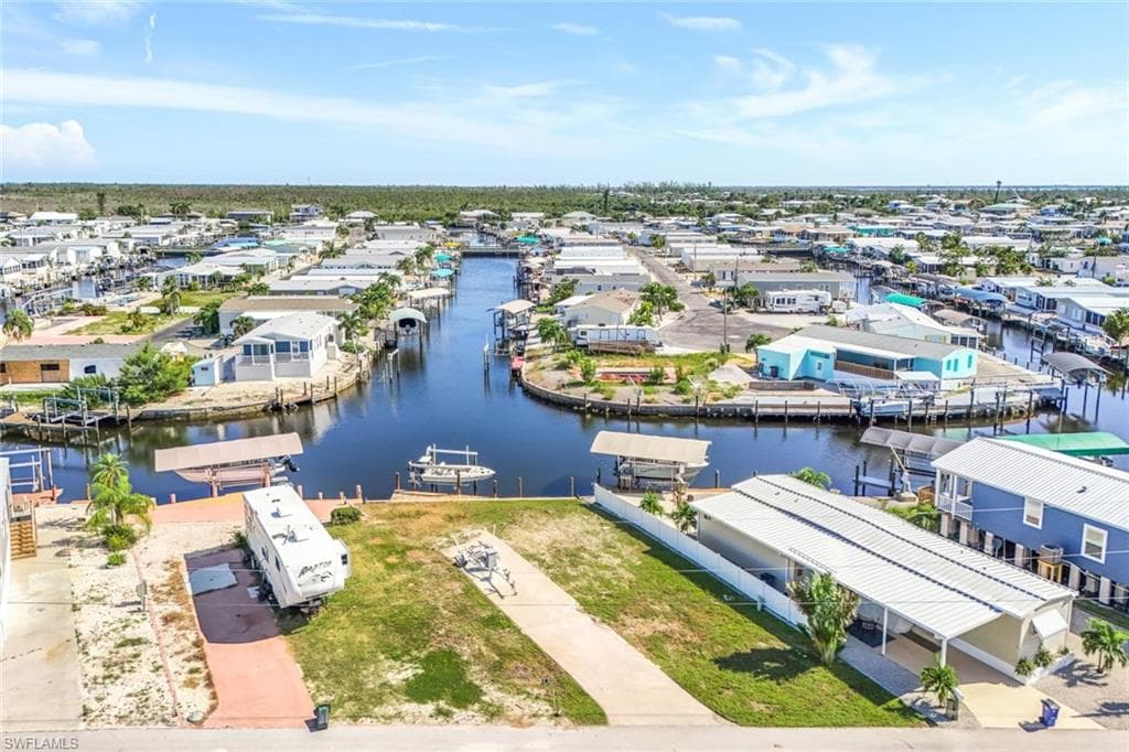 3784 Dewberry LN ST. JAMES CITY, FL 33956