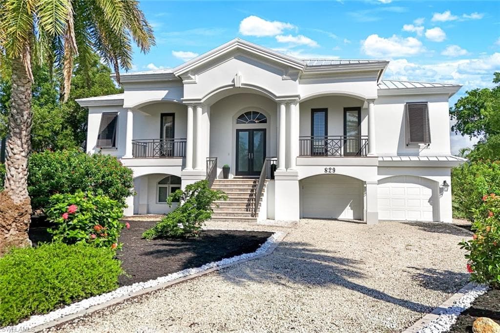829 Pyrula AVE SANIBEL, FL 33957