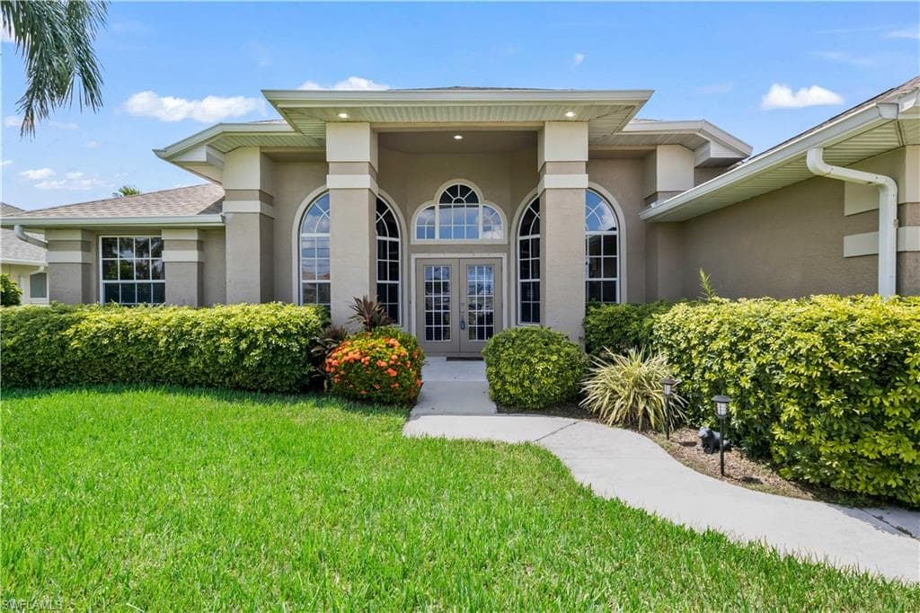 414 SW 38th AVE CAPE CORAL, FL 33991