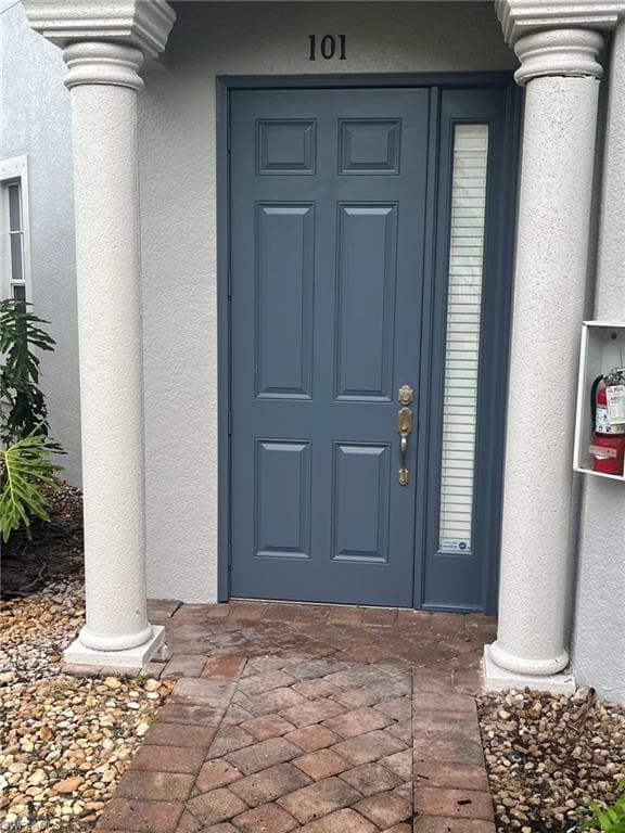 5045 Blauvelt WAY 101 NAPLES, FL 34105