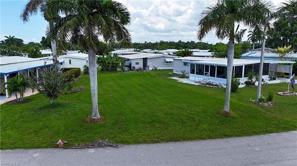 9298 Lord RD BONITA SPRINGS, FL 34135