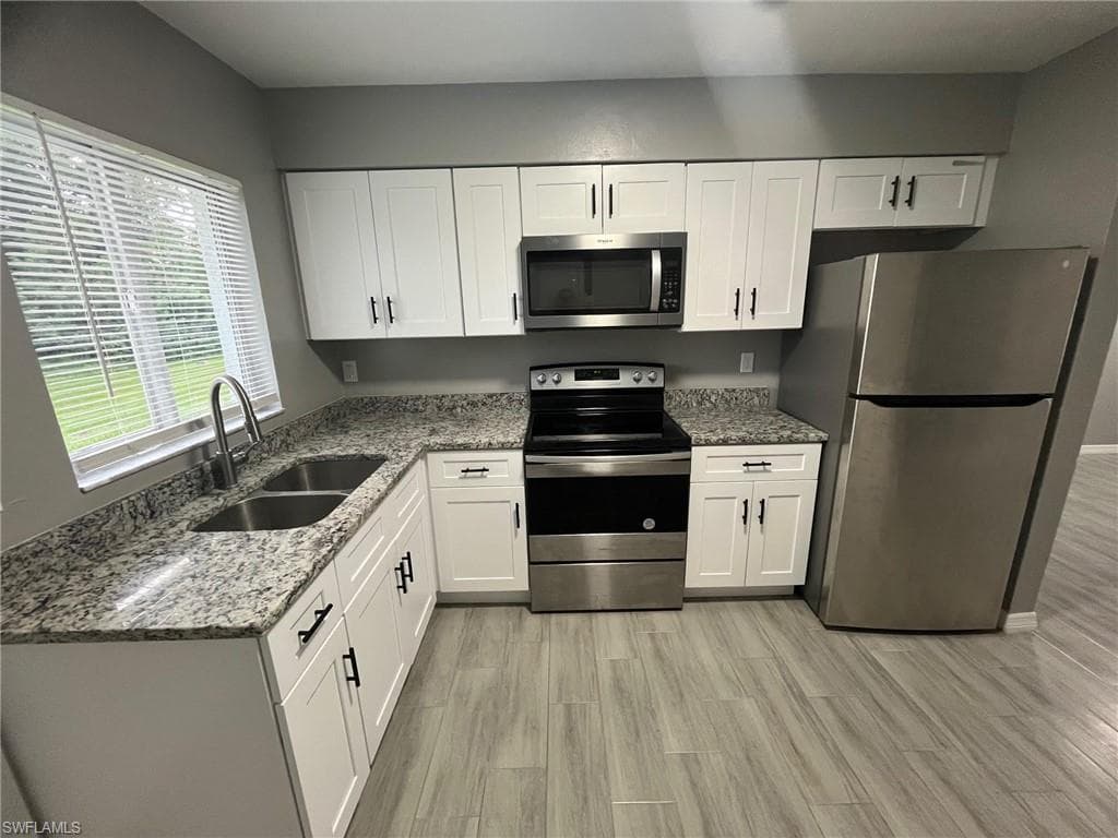 119 Gordon AVE S LEHIGH ACRES, FL 33973